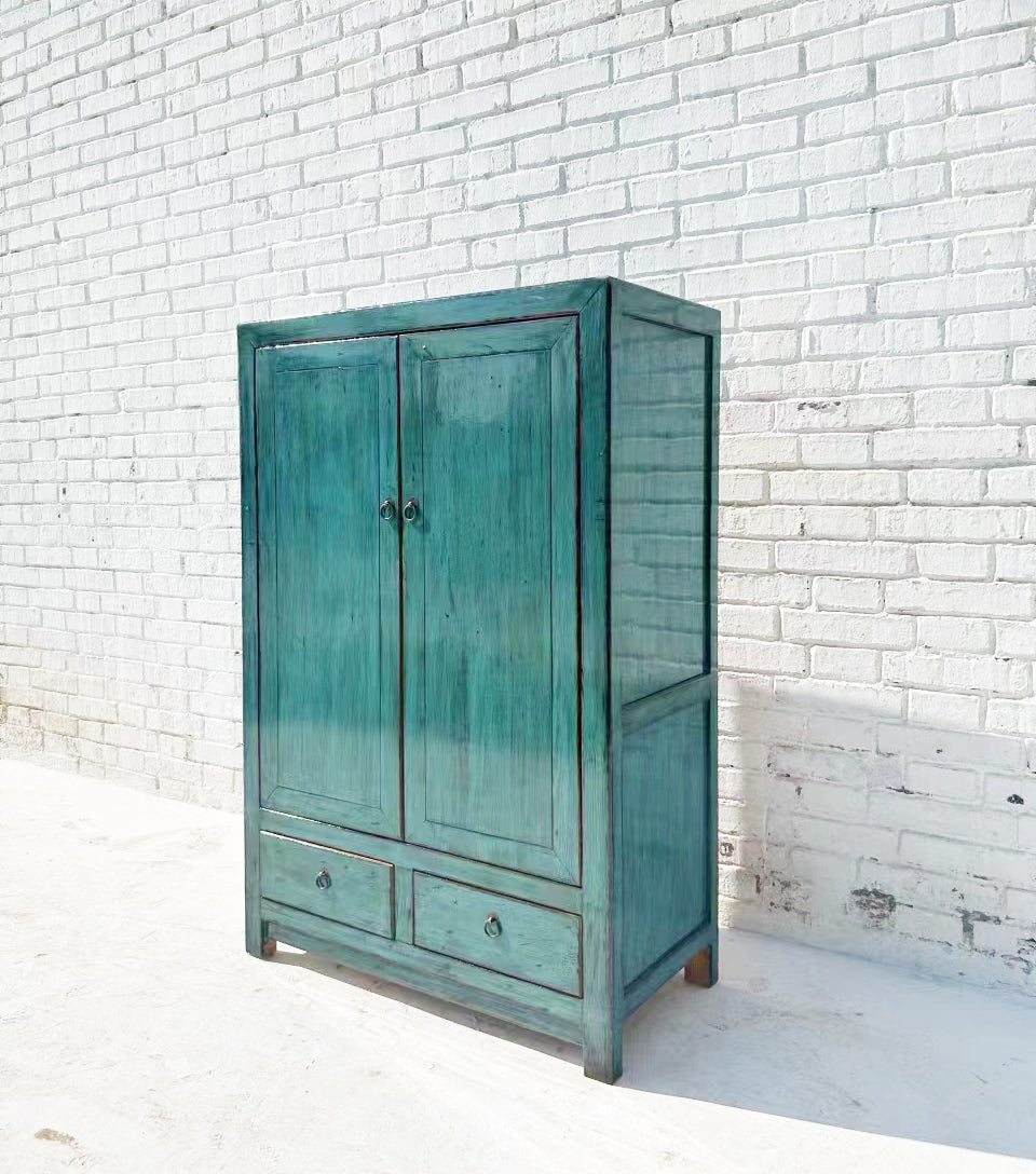 Moderner chinesischer Kleiderschrank mit Ombré Farbverlauf
