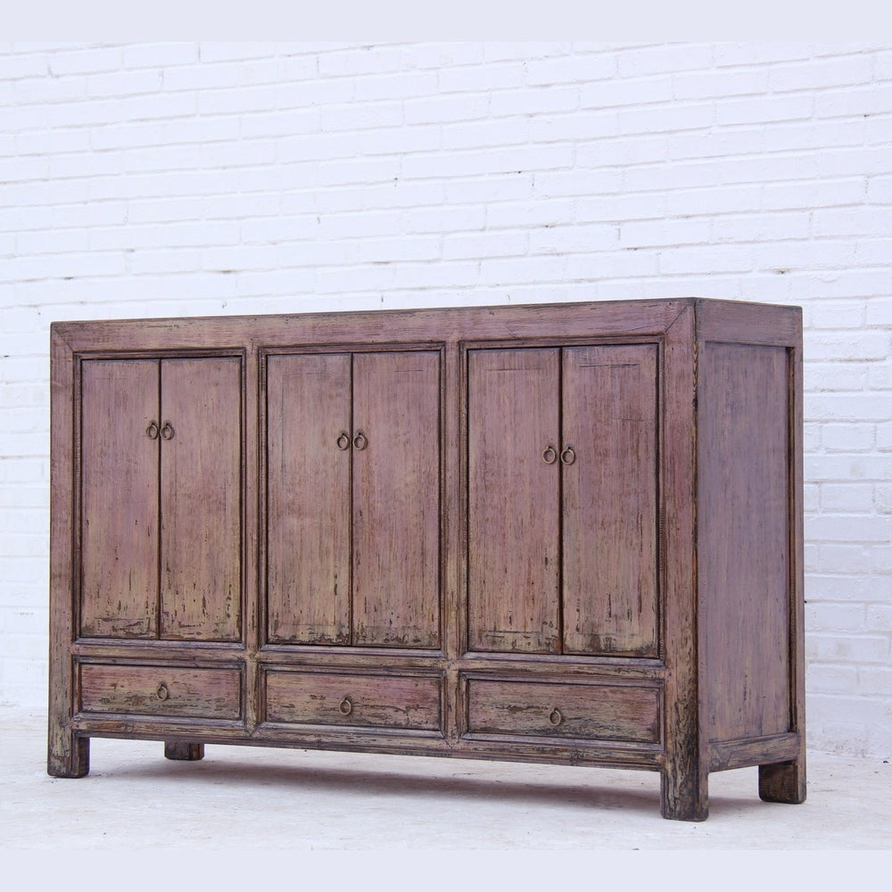 Moderne asia Kommode mit ausdrucksstarker Patina aus Vollholz