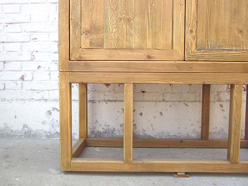 Hochzeitsschrank schlichter China Schrank antikholz