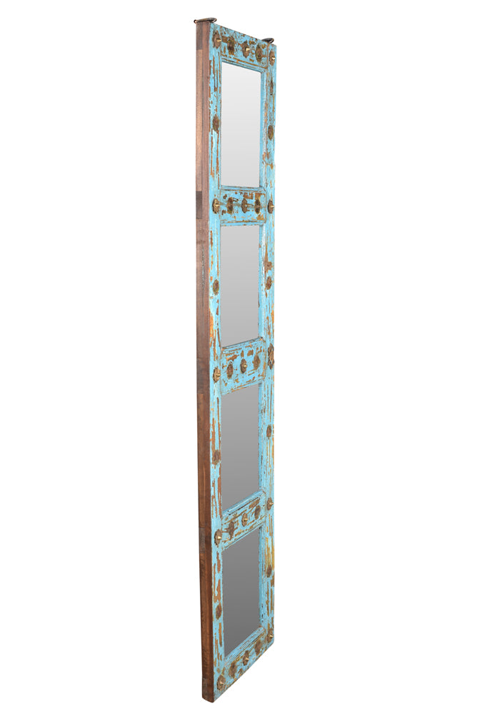 Indien mannshoher Spiegel lichtblauer Holzrahmen (antik ca. 1920) aus Türflügel shabby chic