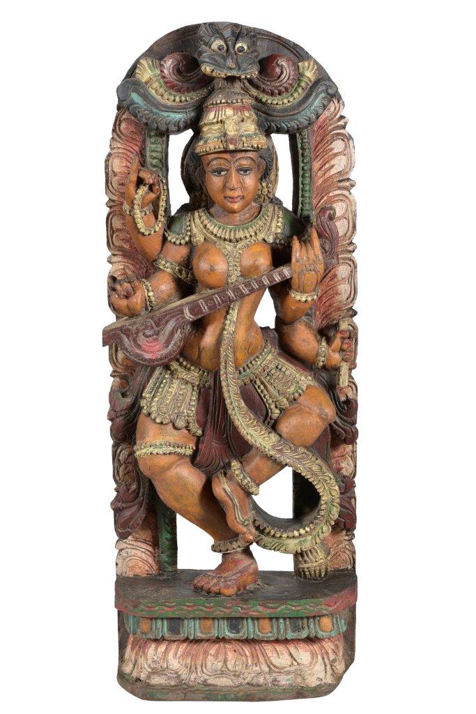 Bunt bemalte indische Statue aus Holz
