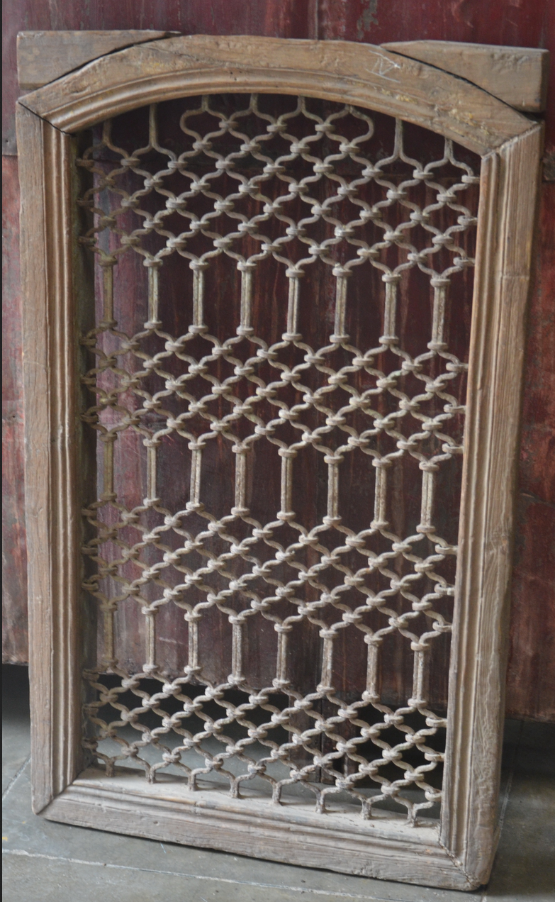 Gut erhaltenes Jali Holzelement aus Indien