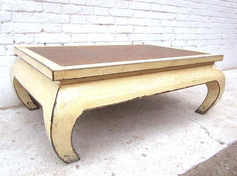 China flacher Tisch Antikweiß used optik Pinie Vollholz