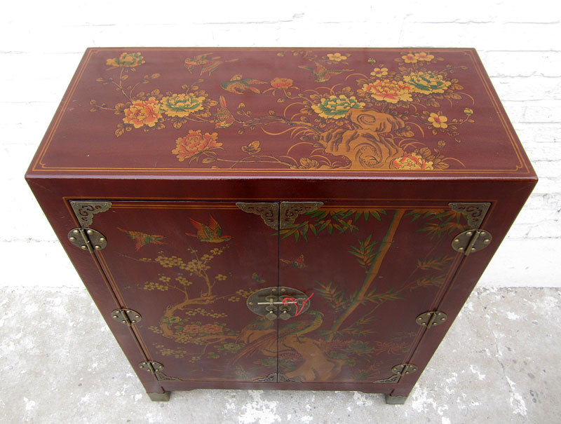 China Kommode Lederfinish feine rote Bemalung Vintage Stil Pinie