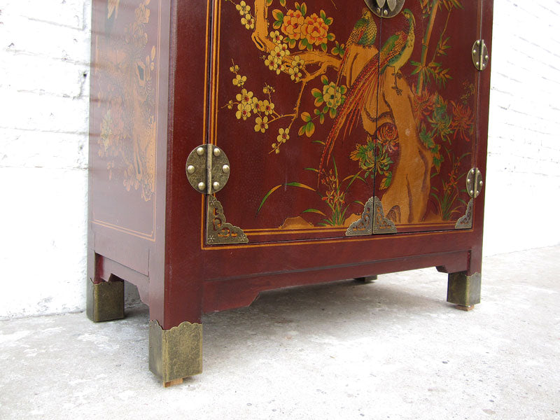 China Kommode Lederfinish feine rote Bemalung Vintage Stil Pinie