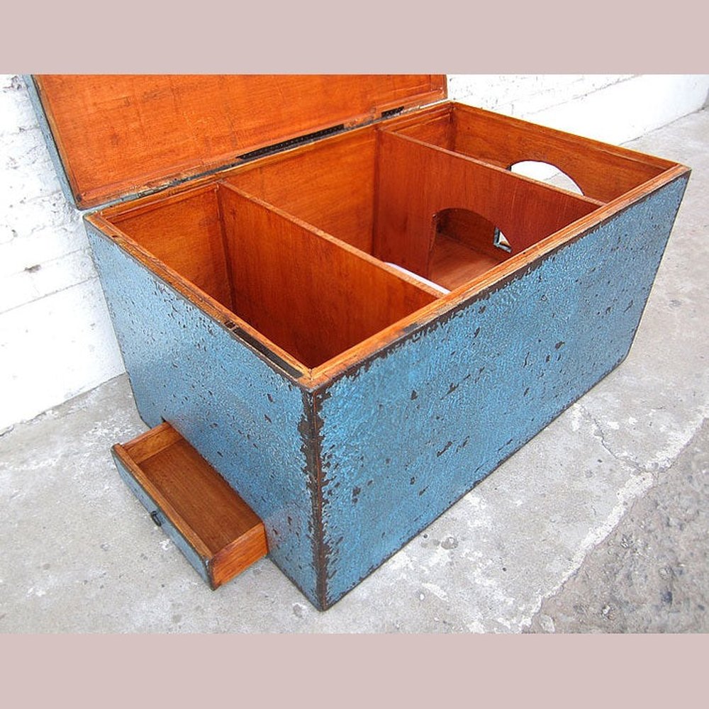 Truhe oder spezial Katzen Toilette in blauer Truhe China shabby chic drei Innenräume