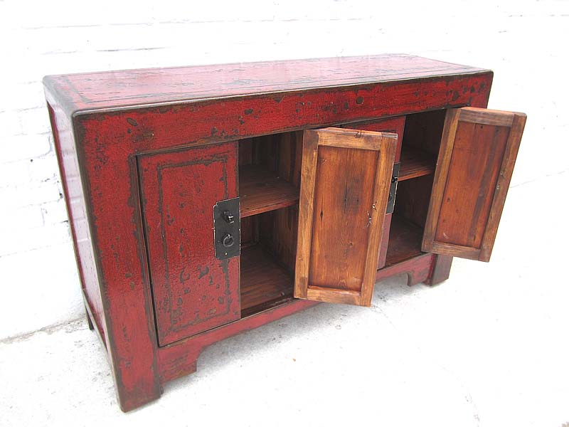 Asia Sideboard braunrot Doppeltüren Messingbeschlag vintage