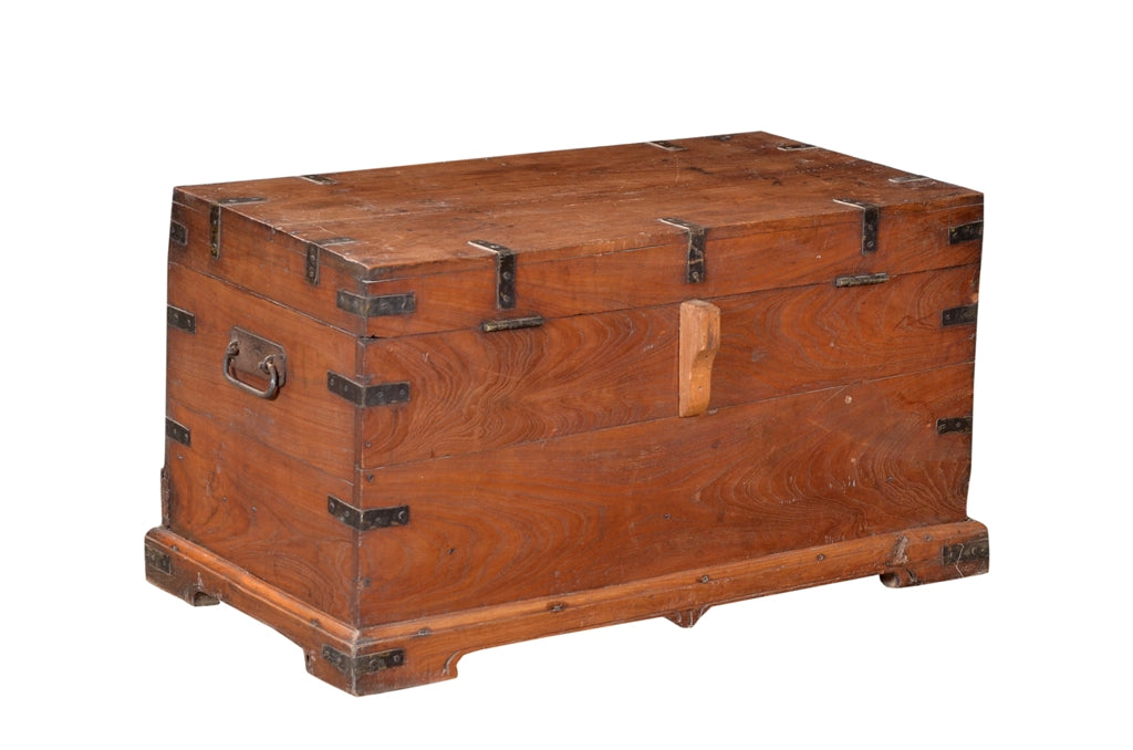 Indien 1930 massive Truhe Box Schubladen im Sockel Teak