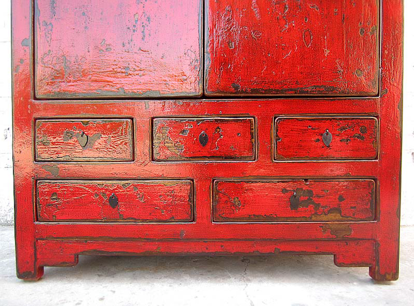 Chinesischer Kleiderschrank aus Massivholz