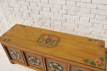 China Lowboard mit aufwendiger Bemalung aus Vollholz handgefertigt