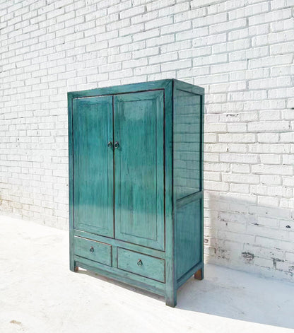 Moderner chinesischer Kleiderschrank mit Ombré Farbverlauf