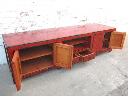TV-Lowboard im Shabby Chic Stil aus Vollholz handgefertigt.