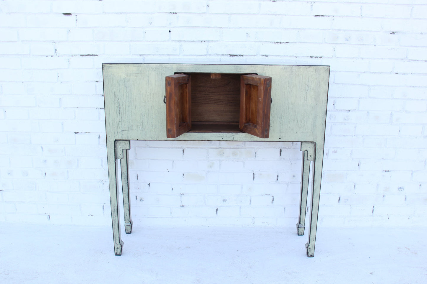 Sekretär mit kleinem Fach und weißer Patina im Shabby Chic Stil