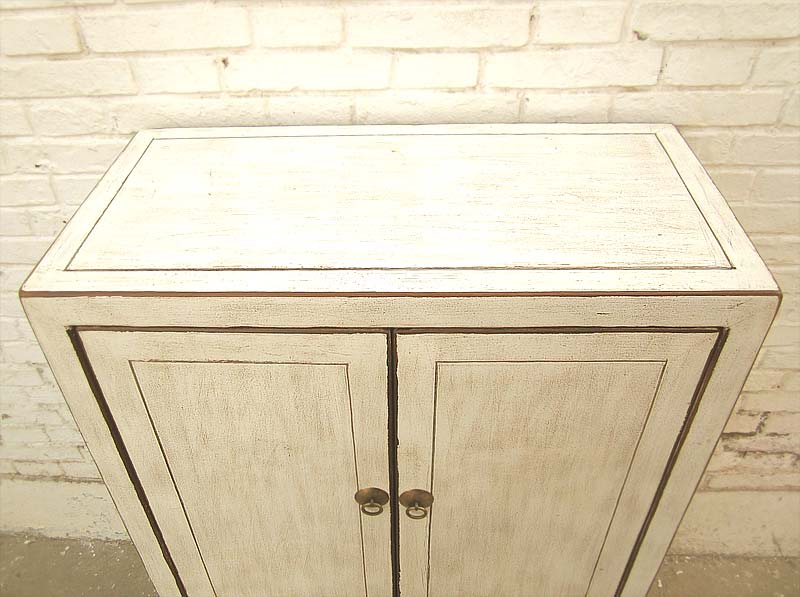 Asien antikweißer halbhoher Schrank vintage Massivholz