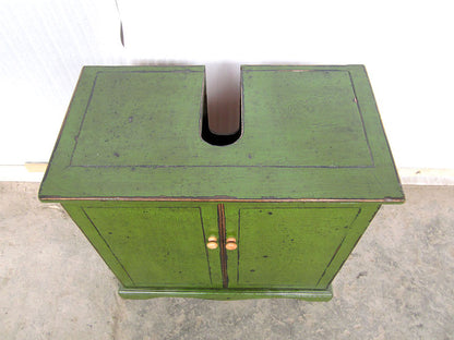 China Waschtisch Unterschrank Pinie Hochglanz gruen Sockeleiste