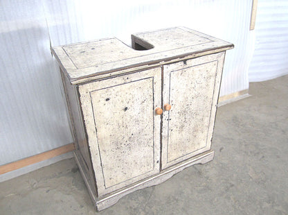 China Waschtisch Unterschrank Pinie Hochglanz weiss Sockeleiste geschwungen