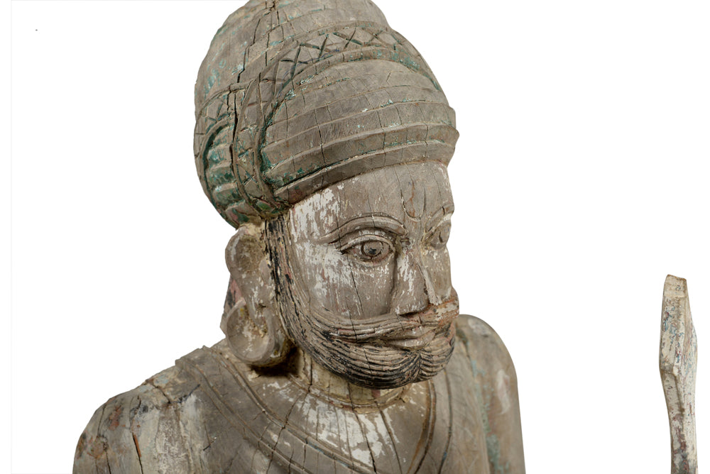 Indien Krieger Statue geschnitzte Halbfigur Skulptur holzfarbig Rajasthan 1940