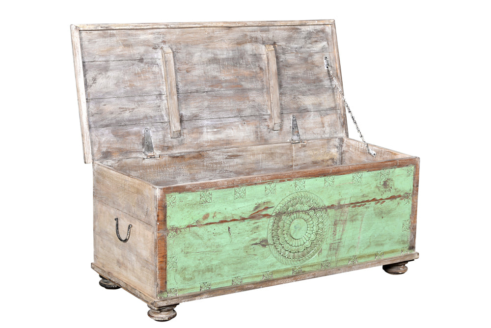 South India um 1930 große verzierte Aussteuer Truhe Box türkisblaue Front auch als Sitzbank