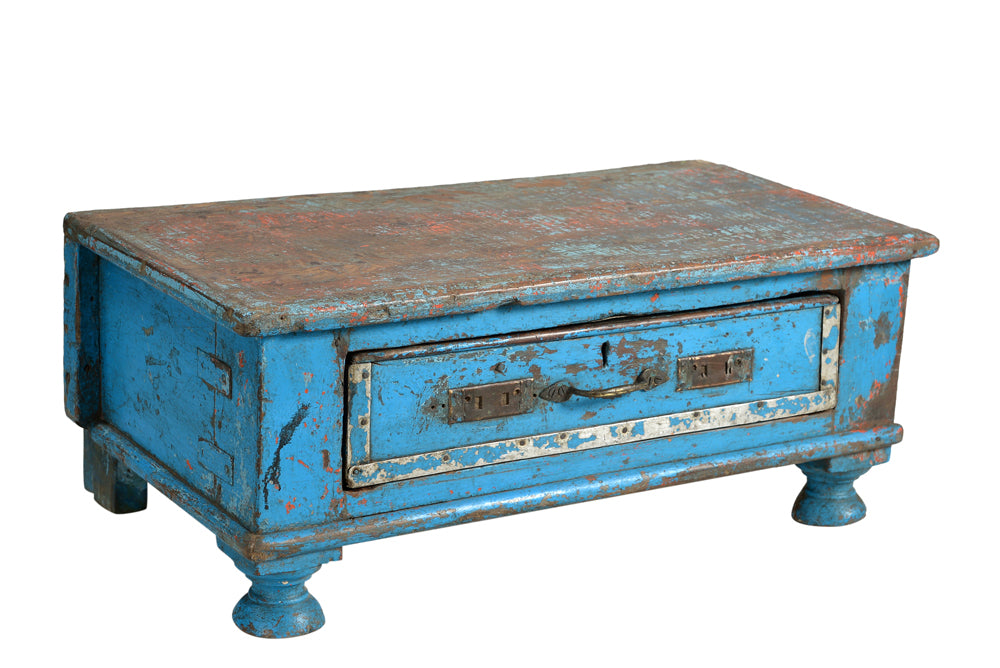 Indien 1940 massiver kleiner Schreibtisch shabby chic look azurblaues Finish Guarat
