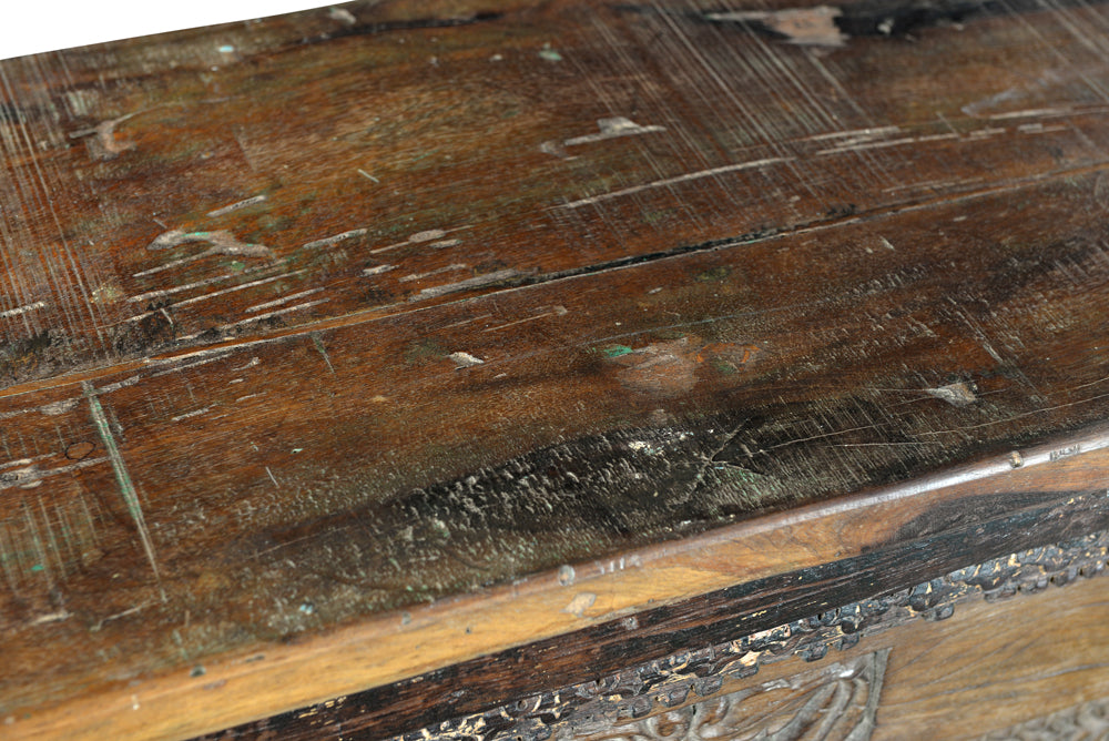 Old India massives Sideboard Konsole Beistelltisch herrschaftlich beschnitztes Frontdekor