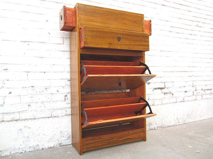 China cottage style Flur Kommode Schuhschrank seitliche Schübe hellbraunes Vollholz