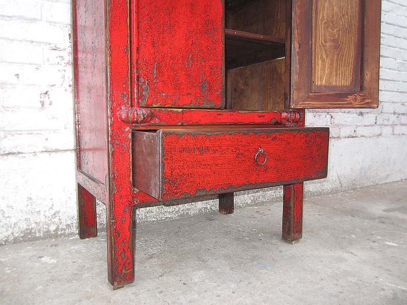 China hohe Kommode Kredenz Garderobenschrank rotbraun heavy used optic
