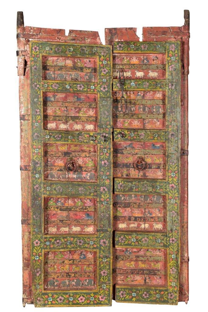 Aufwendig bemalte Holztür aus Rajasthan 