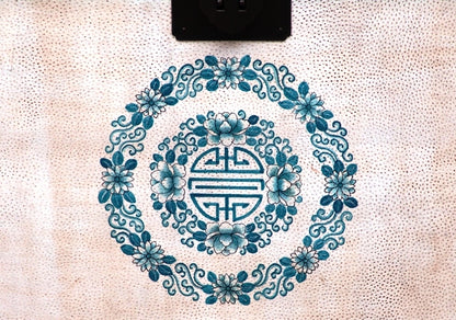 China Würfel Truhe Box kubisch weiße Oberfläche und Blumenmotiv Ulme