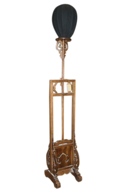 China hohe Stehlampe aus Massivholz im traditionellen Stil