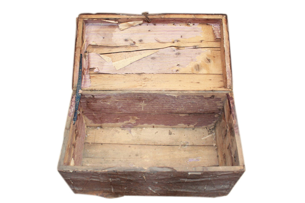 Bulgarien 1930 kleine Truhe aus Metall Antiklook Gebrauchsspuren shabby chic