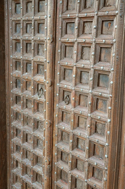 Indien 1910 breite Tür Tor massiver Rahmen zauberhaft gestaltet von Luxury Park