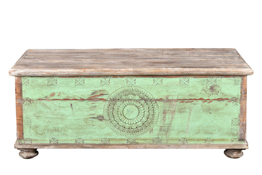 South India um 1930 große verzierte Aussteuer Truhe Box türkisblaue Front auch als Sitzbank