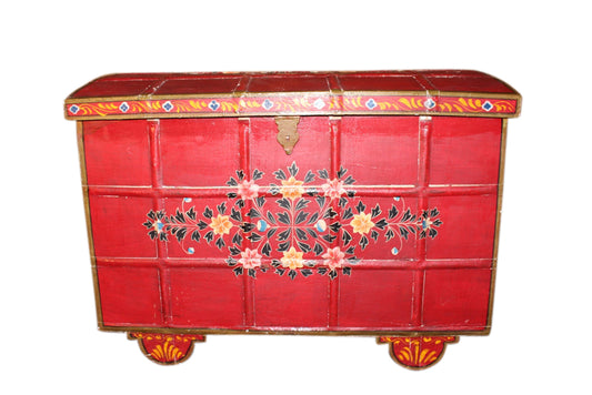Indien Truhe ca. 80Jahre aus der Region Rajasthan
