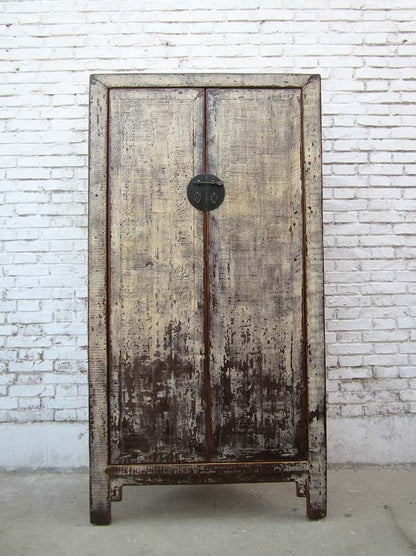 Chinesischer Hochzeitsschrank shabby chic Pinie antikweiß mit Metallbeschlag