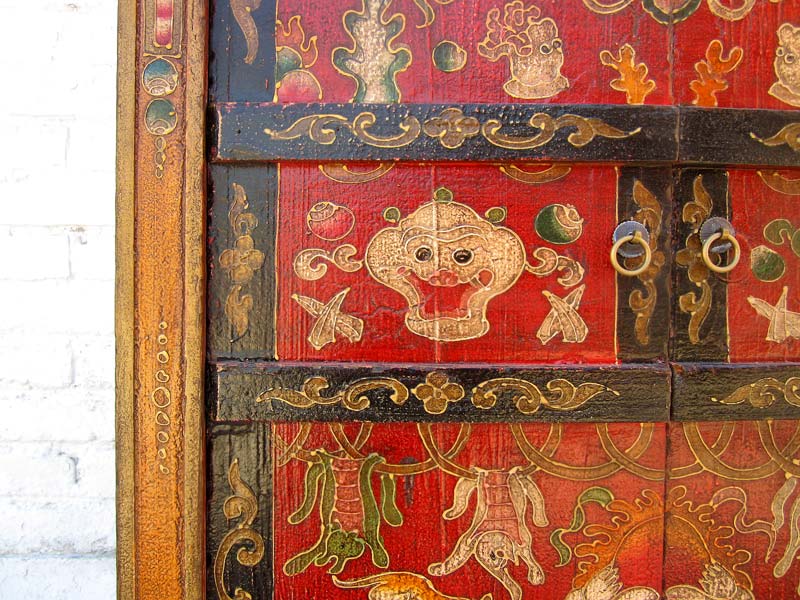 Tibet schlanke Kommode 90 Jahre großartige traditionelle Bemalung Pinienholz
