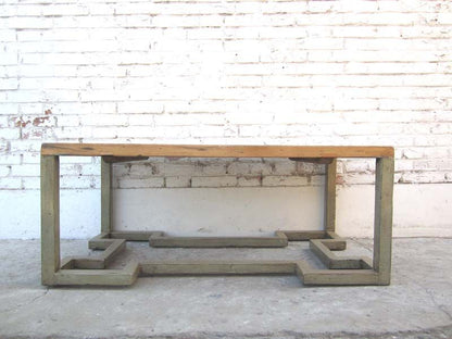 China Klassisch flacher Couchtisch mit Dekorsockel helles Pinienholz von Luxury-Park