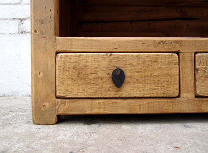 China  Lowboard flache Kommode fünf Schubladen ideal für TV Flachbildschirm Pinie natur von Luxury Park