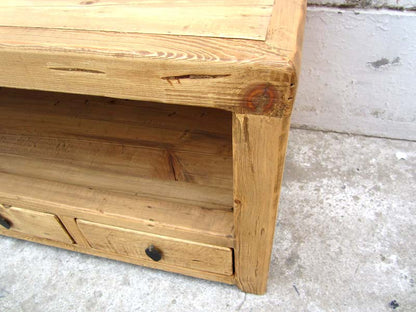 China  Lowboard flache Kommode fünf Schubladen ideal für TV Flachbildschirm Pinie natur von Luxury Park