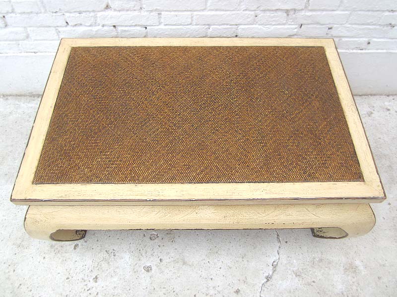 China flacher Tisch Antikweiß used optik Pinie Vollholz