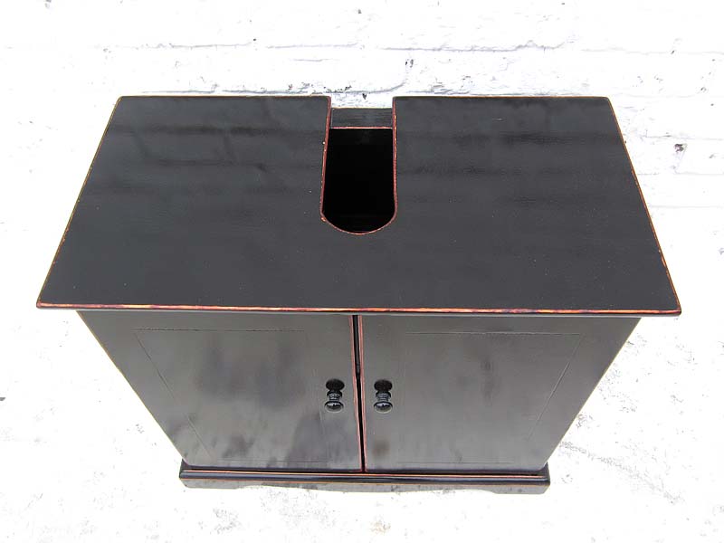 China kleine Kommode Waschtisch Unterschrank schwarz lackiertes Pinienholz Klassiker von Luxury Park