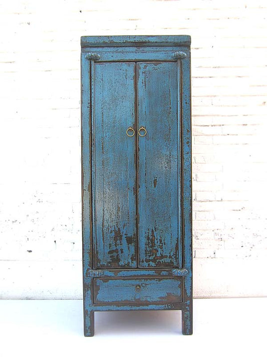 China shabby chic schlanker halbhoher azurblauer Schrank shabby Gebrauchsspuren mit Sockelschublade von Luxury-Park