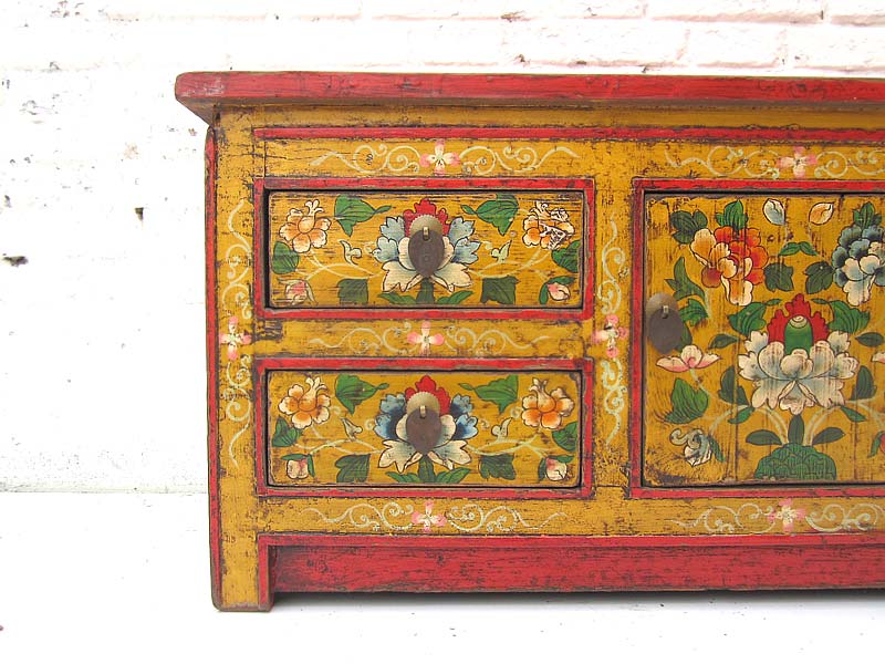 China Lowboard flache Anrichte für TV Flachbildschirm Pinie braungelbe rustikale Fronten von Luxury Park