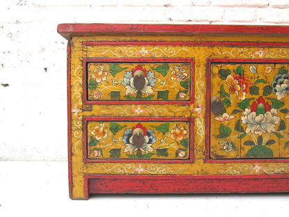 China Lowboard flache Anrichte für TV Flachbildschirm Pinie braungelbe rustikale Fronten von Luxury Park