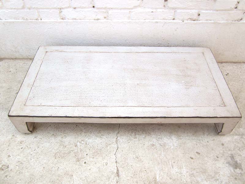 China niedriger Tisch 100x50cm Antikweiß used optic Pinienvollholz
