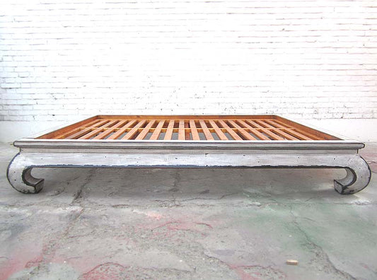 Asien flaches Doppel Bett Antikweiß Vintage Stil Vollholz 200x140x35cm