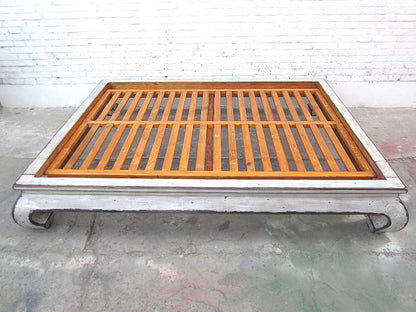Asien flaches Doppel Bett Antikweiß Vintage Stil Vollholz 200x140x35cm