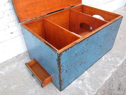 Truhe oder spezial Katzen Toilette in blauer Truhe China shabby chic drei Innenräume