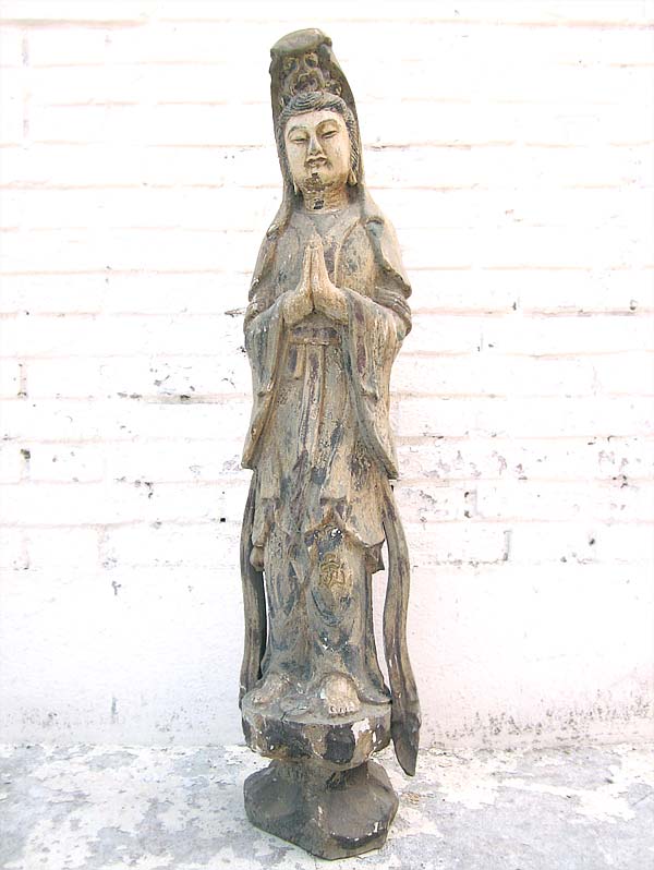 Bodhisattva Guanyin betend feine Skulptur Pappelholz China 1920