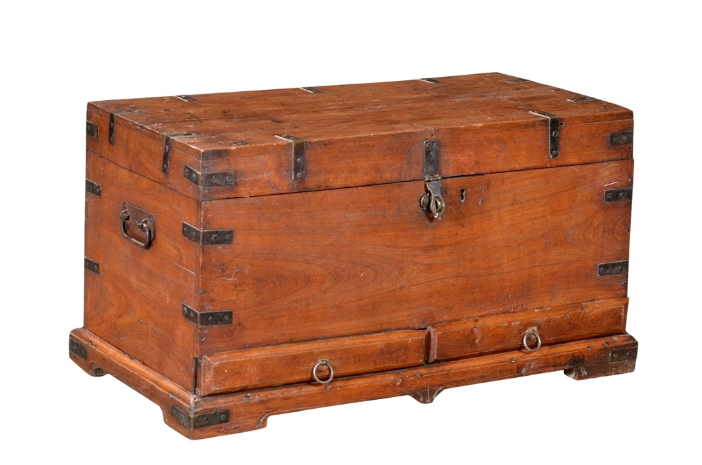 Indien 1930 massive Truhe Box Schubladen im Sockel Teak