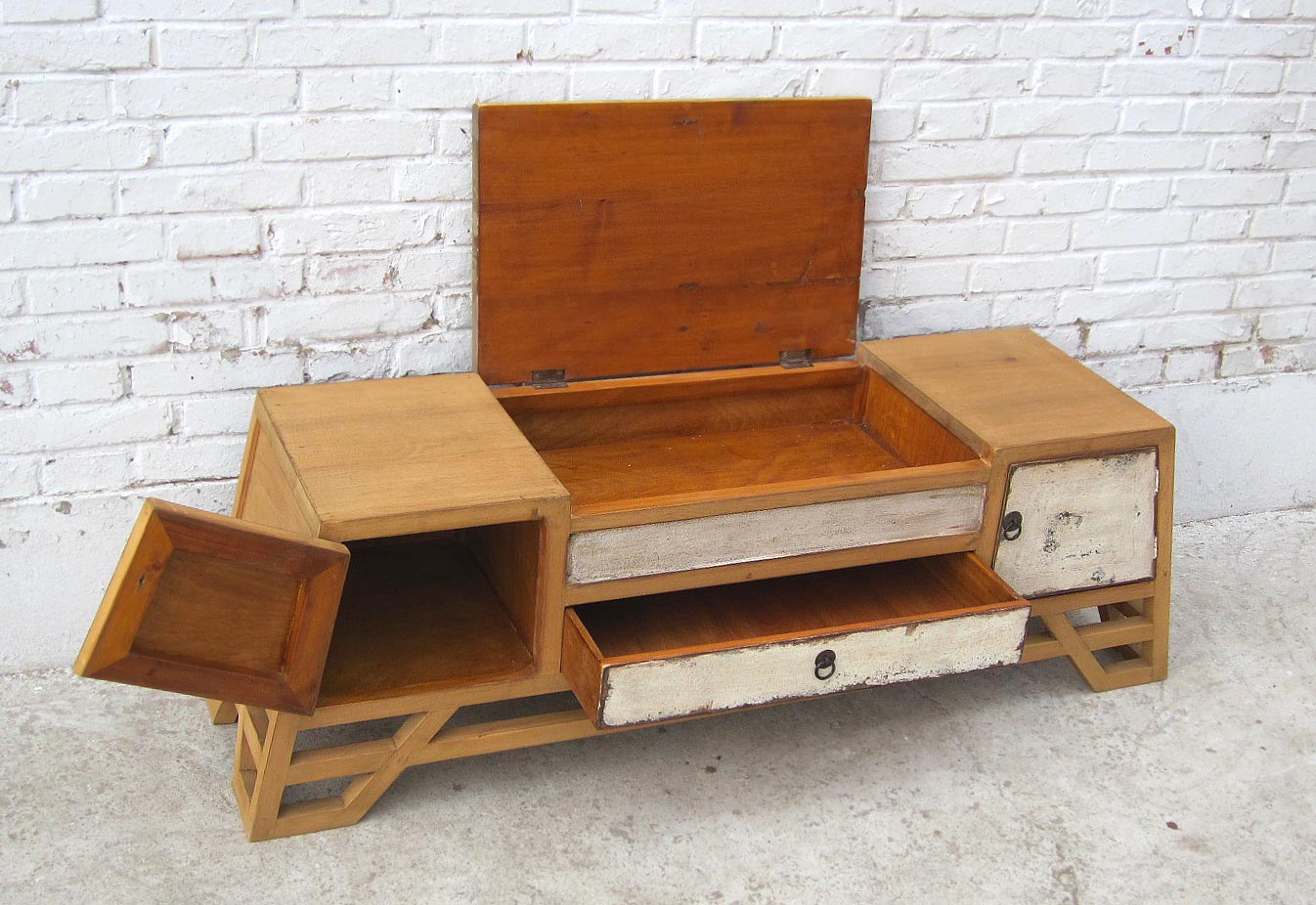 Luxury-Park TV Kommode Lowboard aus Pinie – Chinesisches Design für Ihr Wohnzimmer